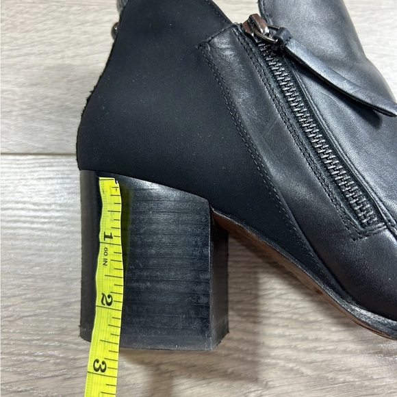 Donald J Pliner Edyn Ankle Boot Black - Picture 15 of 15